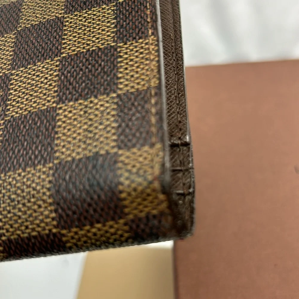 Louis Vuitton LOUIS VUITTON Wallet